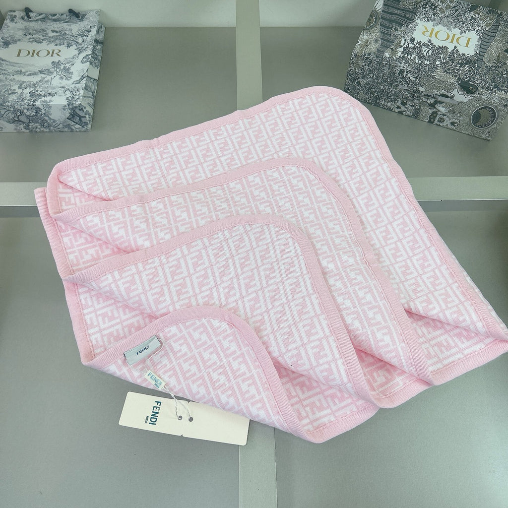 Baby grow blanket & hat bundle