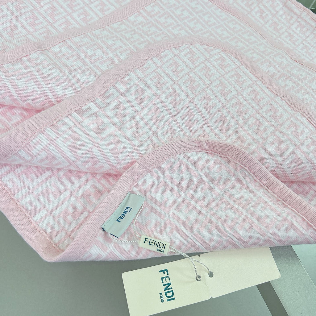 Baby grow blanket & hat bundle