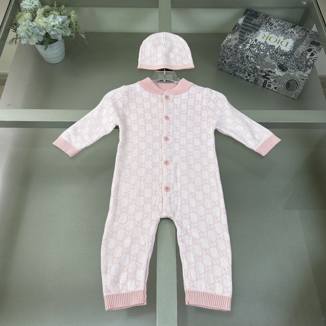 Baby grow blanket & hat bundle💕