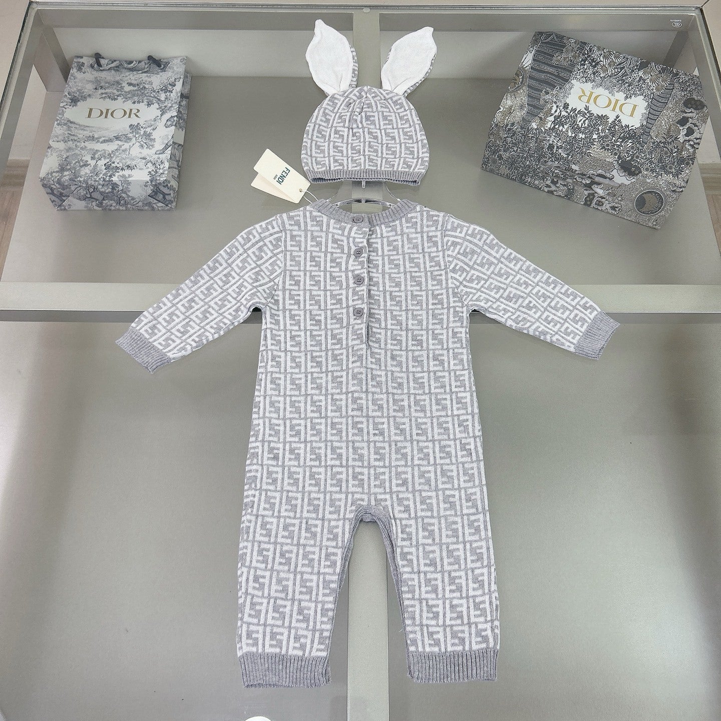 Baby grow blanket & hat bundle