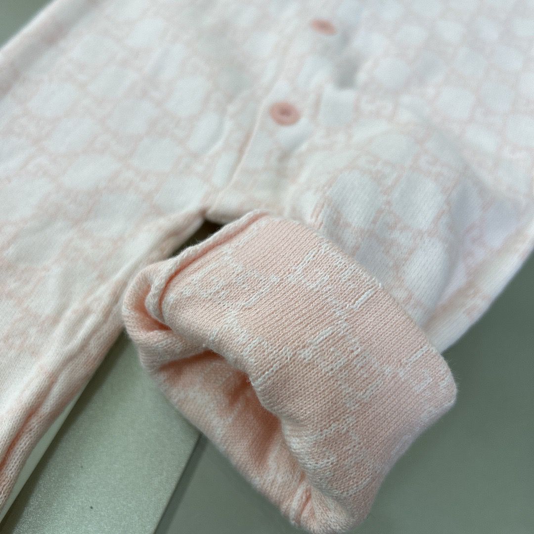 Baby grow blanket & hat bundle💕