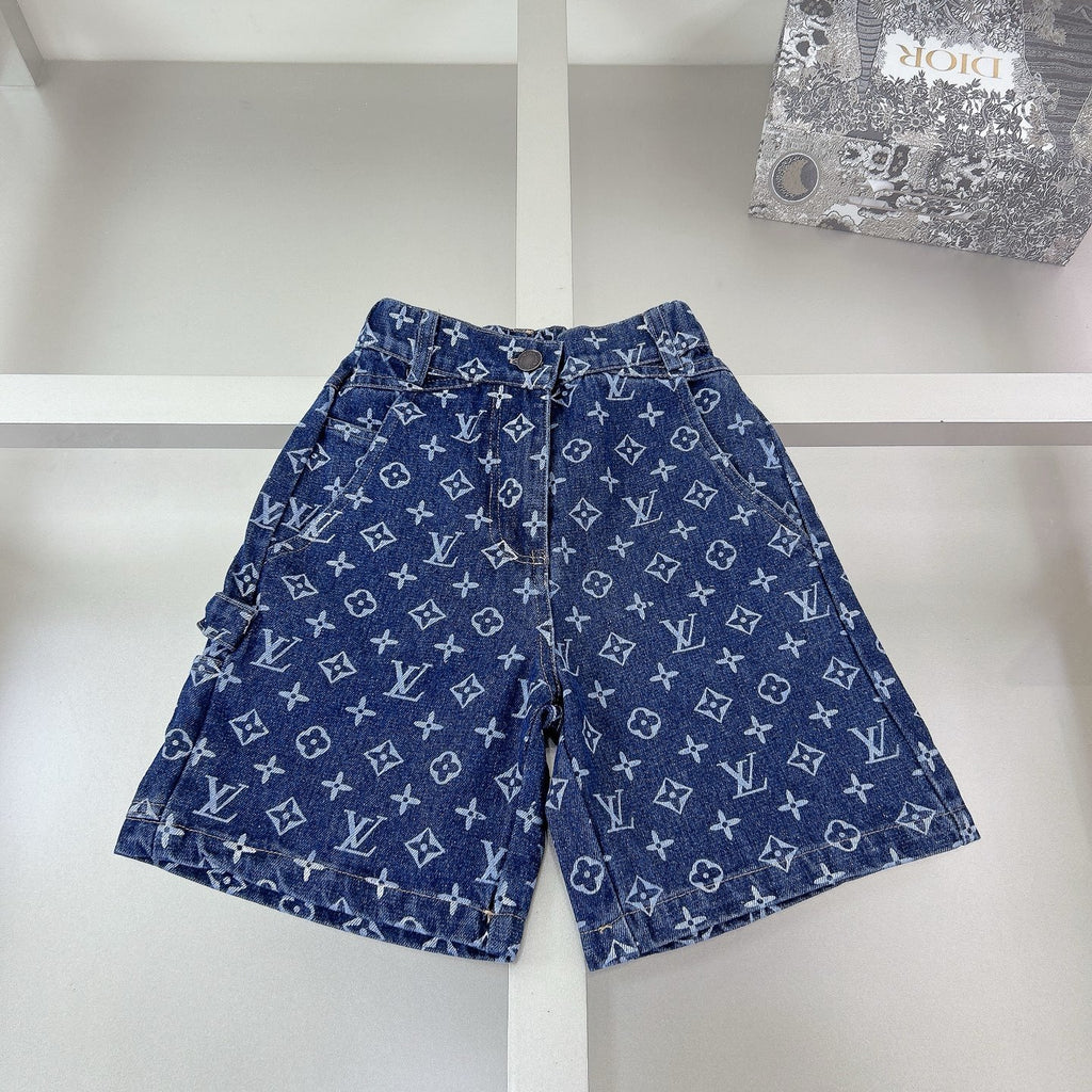 T-shirt and short set