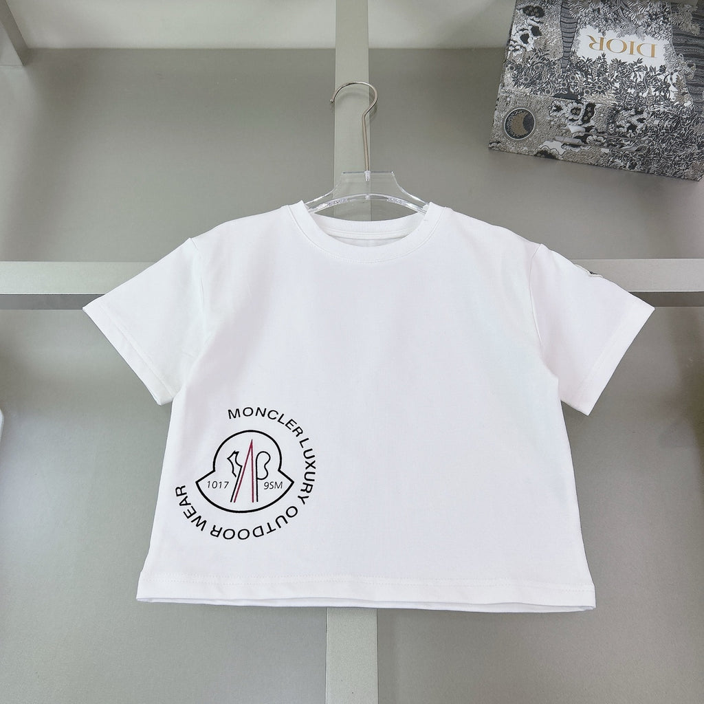 T-shirt and short set