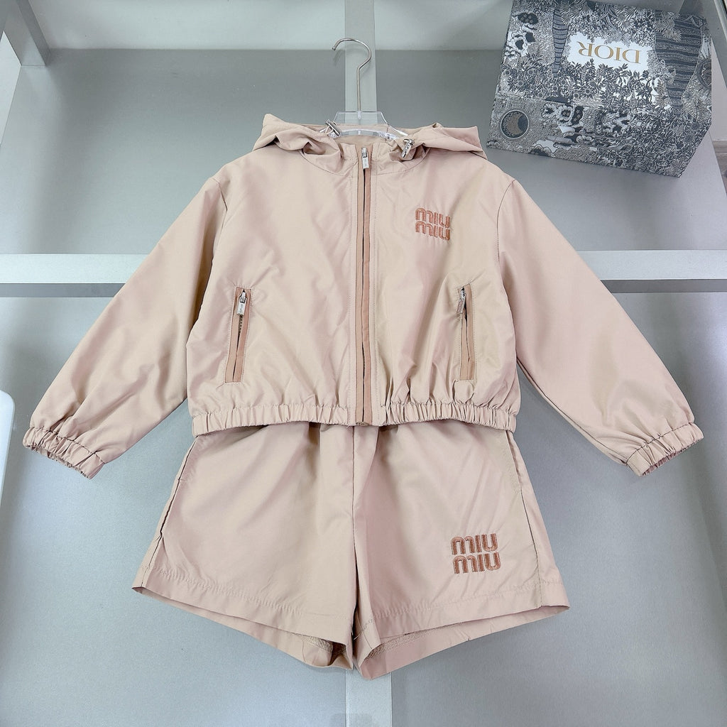 T-shirt and short set