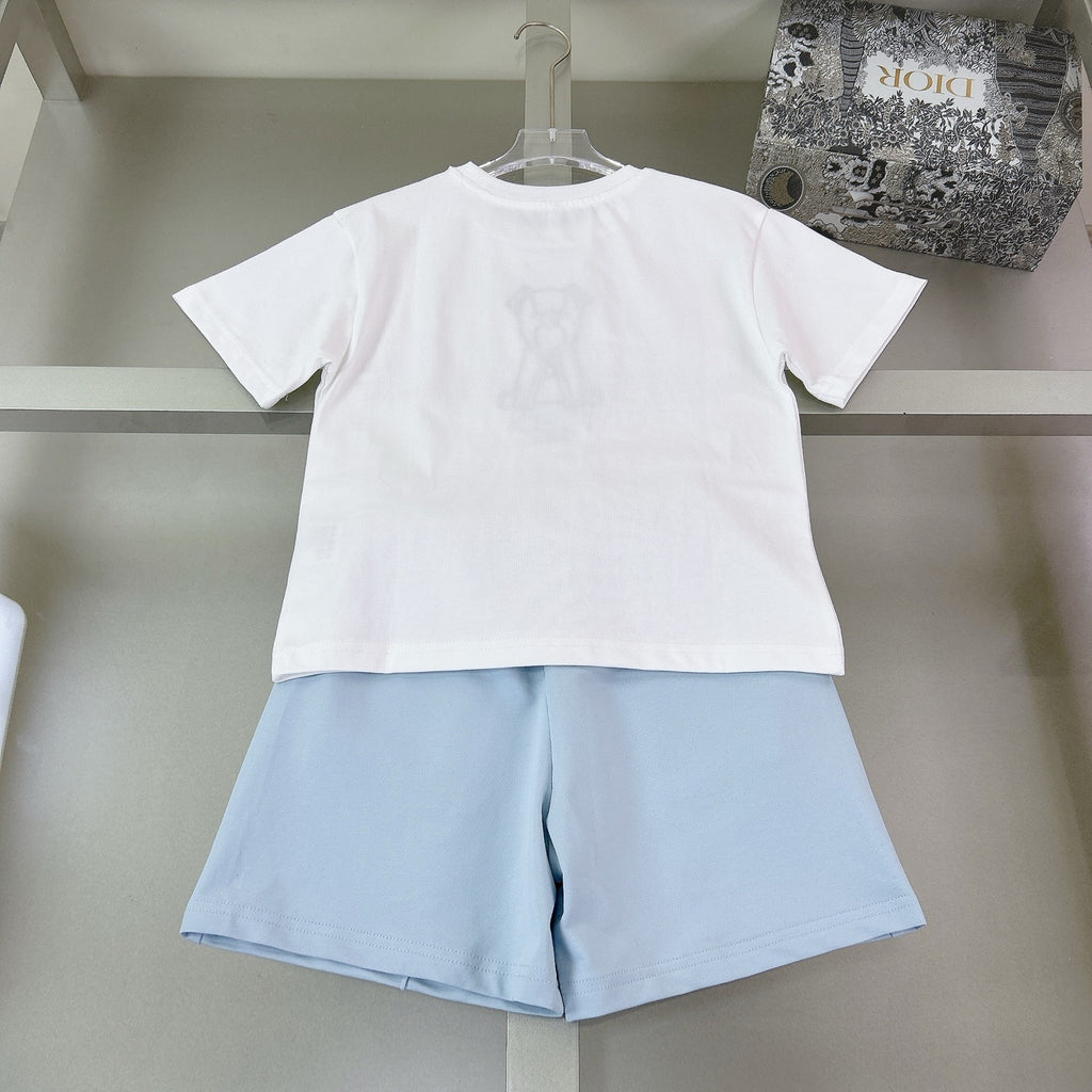 T-shirt and short set